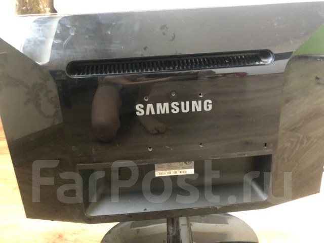 Samsung. 22" ����