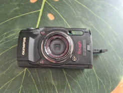 Olympus Tough TG-5. 10 - 14.9 ��, ���: 4� ����