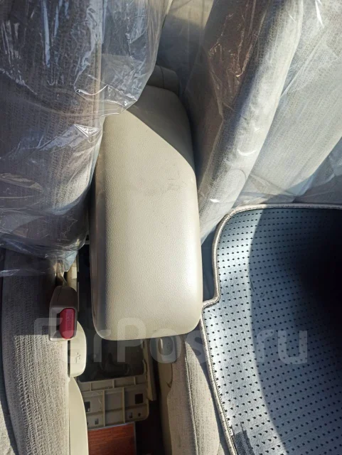 Nissan Tiida Latio. CS11, HR15 ����