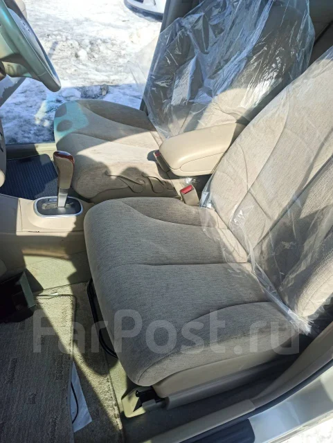 Nissan Tiida Latio. CS11, HR15 ����