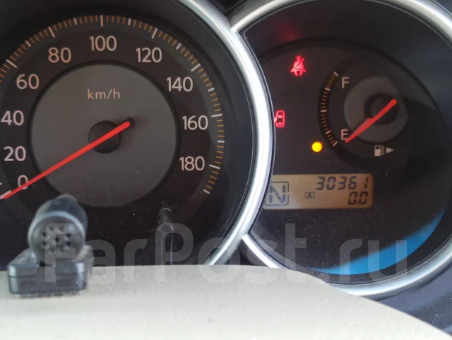 Nissan Tiida Latio. CS11, HR15 ����