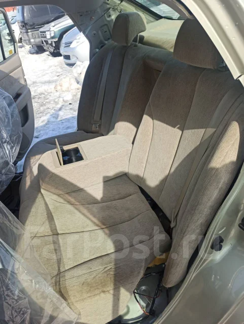 Nissan Tiida Latio. CS11, HR15 ����