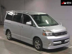 Toyota Voxy. ��������, 4wd, 25.0 (155��.�.), ������, 100����. ��, �/�, ��� ���. ��� ����� �� ������������ ����