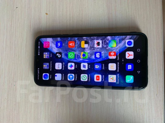Honor 10 Lite. �/�, ������, 4G LTE, NFC ����