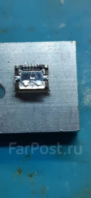 ������� micro USB. ����