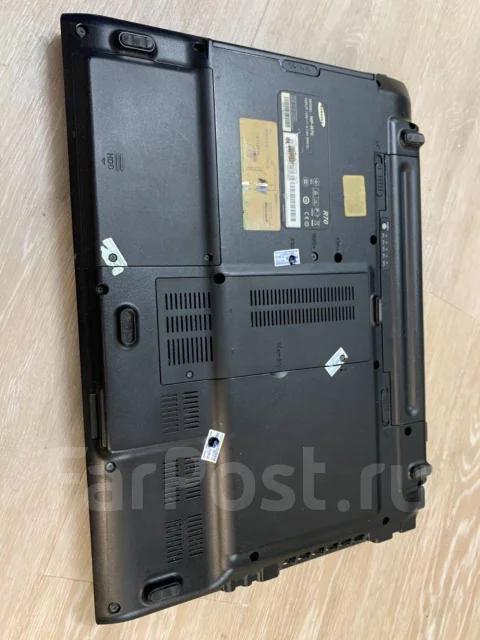 Samsung R70. 17", ��� 4 ��, WiFi: 1 ����