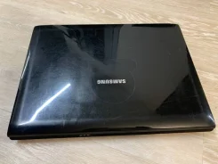 Samsung R70. 17", ��� 4 ��, WiFi ����
