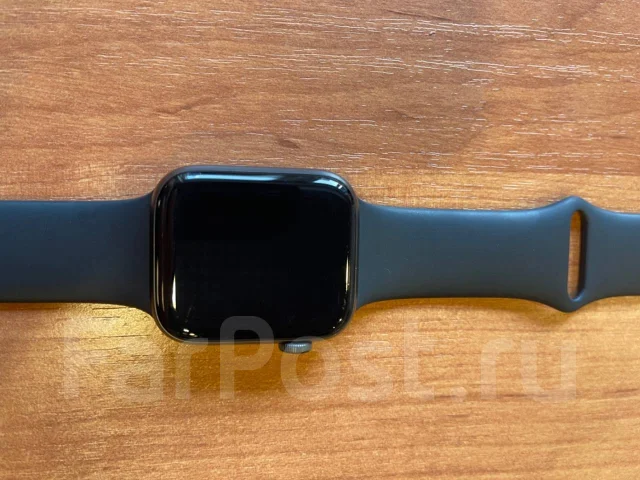 Apple Watch SE. GPS, NFC ����
