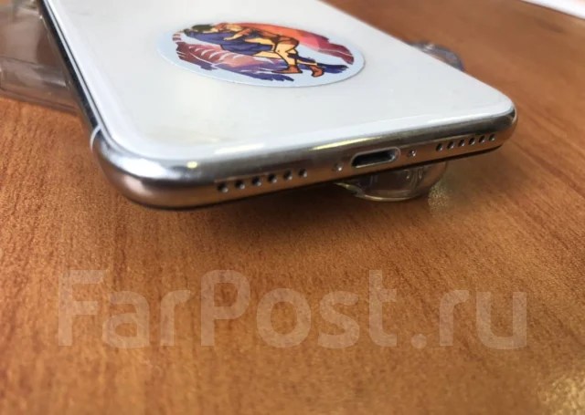 Apple iPhone X. �/�, �����, 4G LTE ����