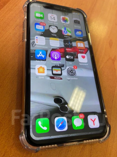 Apple iPhone X. �/�, �����, 4G LTE ����