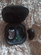 Samsung Galaxy Buds Live ����
