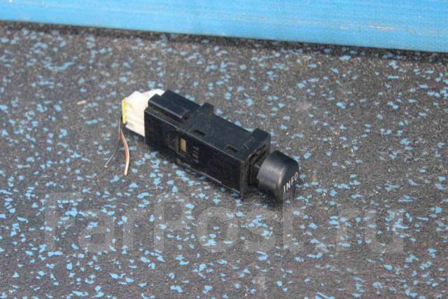 Кнопка инфо лансер 10 что это - 82 фото