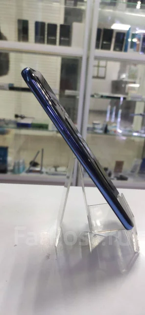 Xiaomi Mi8. �/�, �����, 4G LTE, Dual-SIM, NFC ����