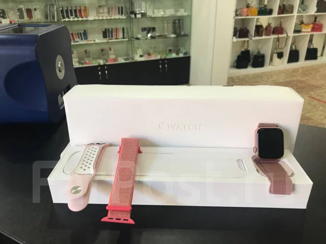 Apple Watch Series 4. GPS, NFC ����