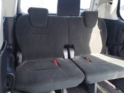     Toyota Noah Voxy 