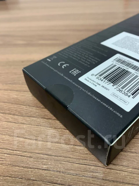 Xiaomi Mi Band 6 ����