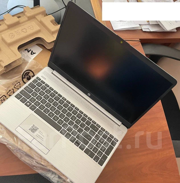 HP 255 G8. 15.6", 1,8����, ��� 16 ��, ���� 512���, WiFi: 1, Bluetooth: 1 ����