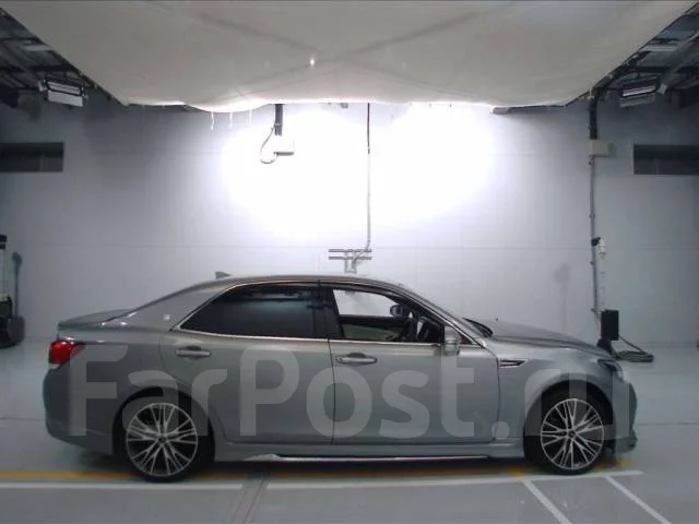 Toyota Crown. ��������, 4wd, 2.5 (178��.�.), ������, 41����. ��, �/�. ��� ����� �� ������������ ����