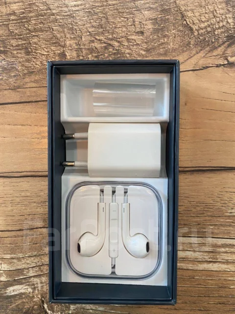 Apple iPhone 5. �/�, ������, 4G LTE ����