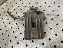 ������� ������ ����� Volkswagen Golf 2000 8E0615423B 8E0615423B ����