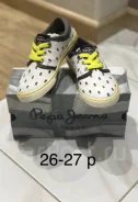 ����� ����