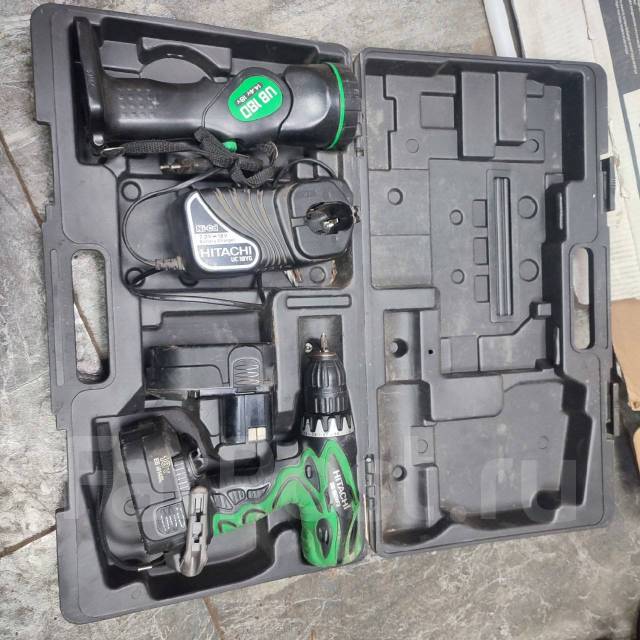Шуруповерт Hitachi DS 18DVF3, б/у, в наличии. Цена: 6 000₽ во Владивостоке