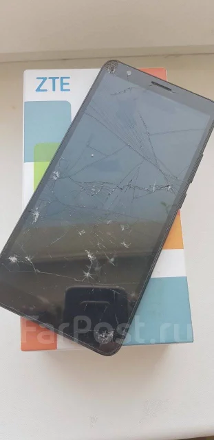 ZTE Blade. �/�, �� 8 ��, ������, 3G, Dual-SIM ����