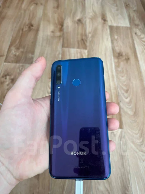 Honor 10i. �/�, �����, 3G, 4G LTE, Dual-SIM, NFC ����