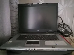 Acer TravelMate. 15.4", 1 660,0����, ��� 512 ��, ���� 80���, WiFi, Bluetooth, ����������� �� 1��. ����