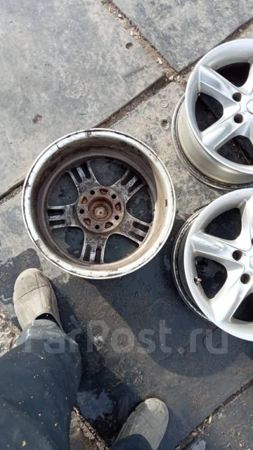 Roner. 7.0x16", 5x120 ����