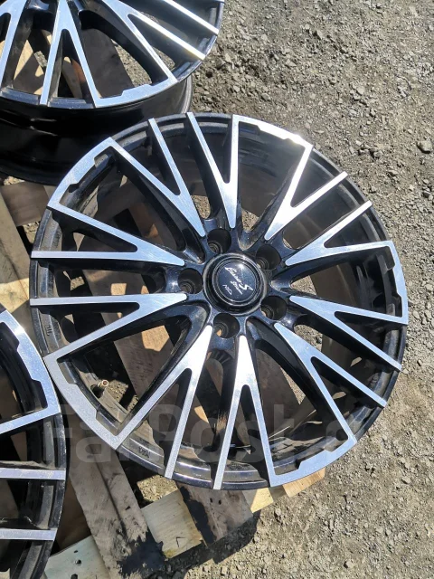 Enzo. 7.0x17", 5x114.3, ET50, �� 64,1���. ����