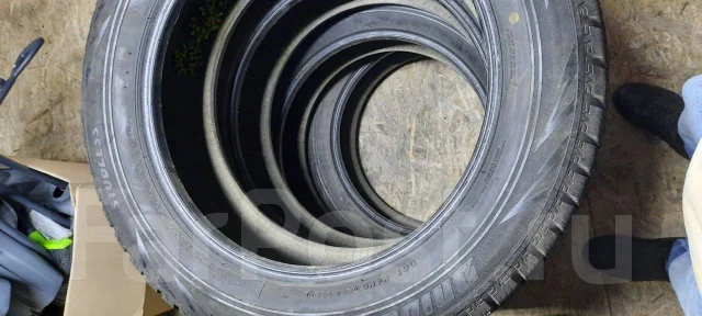 Bridgestone Blizzak WS-70. �����������, 2012 ���, �/�, ����� 10 % ����