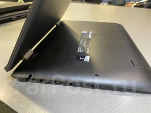 Lenovo Yoga. 11.6", 1,1����, ��� 4 ��, ���� 120���, WiFi: 1, Bluetooth: 1, ����������� �� 4��. ����
