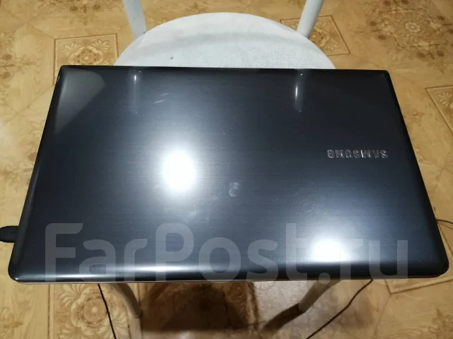 Samsung 355V4C. ��� 4 ��, ���� 256���, WiFi: 1, Bluetooth: 1 ����