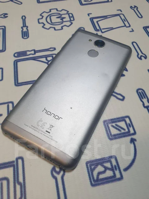 Honor 6C. �/�, �����������, 3G, 4G LTE, Dual-SIM ����