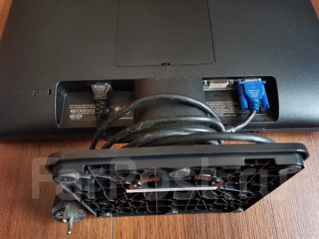 Dell. 19.5", ���������� �� (LCD, LED, QLED) ����