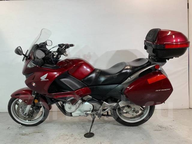 Honda nt700 sale
