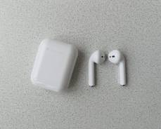 Apple AirPods 