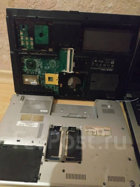 Sony VAIO Duo. 15.4", WiFi: 1, Bluetooth: 1 ����