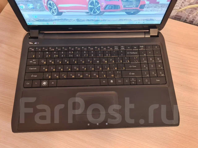 V-lazer. 15.6", 2,3����, ��� 4 ��, ���� 640���, WiFi: 1, Bluetooth: 1, ����������� �� 3��. ����