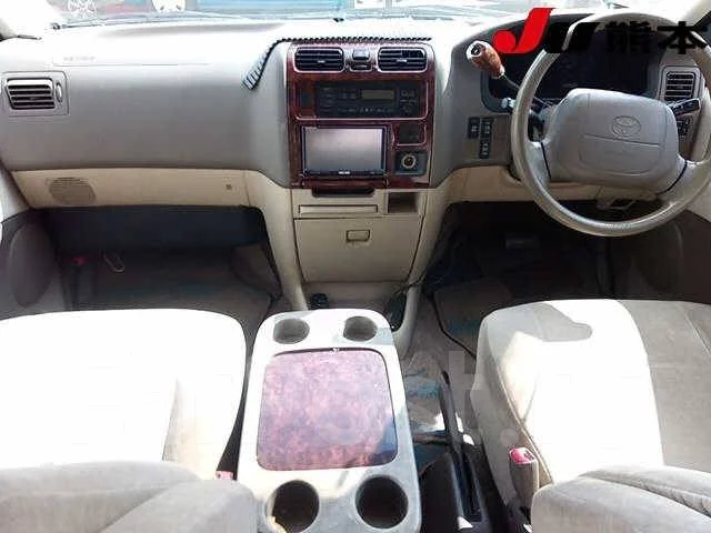Toyota Granvia. �������, 4wd, 3.0, ������, 100����. ��, �/�, ��� ���. ��� ����� �� ������������ ����