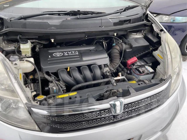 Toyota Isis. ZNM10, 1ZZFE ����