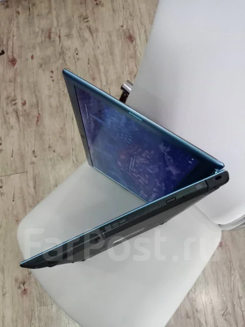 Acer Aspire V5-571G. 15.6", 1,8����, ��� 4 ��, ���� 500���, WiFi: 1, Bluetooth: 1, ����������� �� 2��. ����