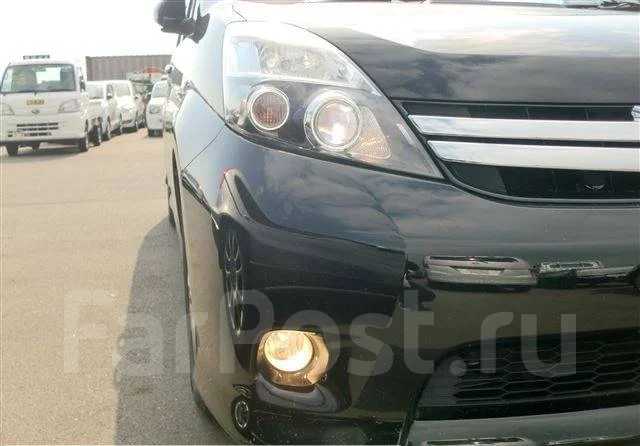 Toyota Isis. ��������, ��������, 1.8 (143��.�.), ������, 137����. ��, �/�. ��� ����� �� ������������ ����