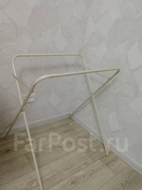 Продам подставку под ванночку - Купание и гигиена во Владивостоке