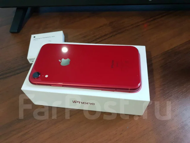 Apple iPhone Xr. �/�, �������, 4G LTE, NFC ����