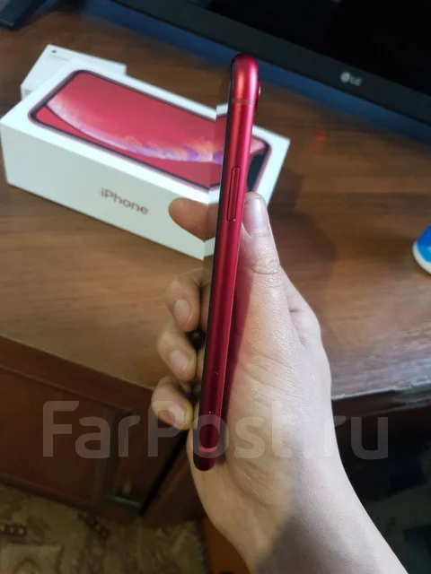 Apple iPhone Xr. �/�, �������, 4G LTE, NFC ����