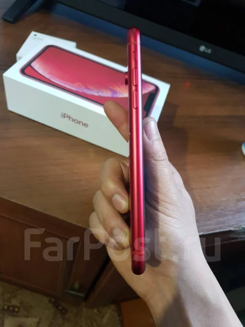 Apple iPhone Xr. �/�, �������, 4G LTE, NFC ����