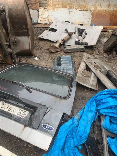 Ford Spectron ����