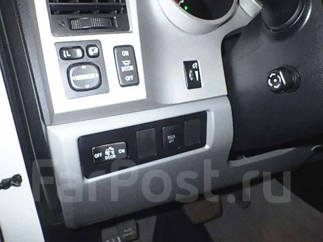 Toyota Tundra. �������, 4wd, 5.7 (381��.�.), ������, 77 000����. ��, �/�. ��� ����� �� ������������ ����